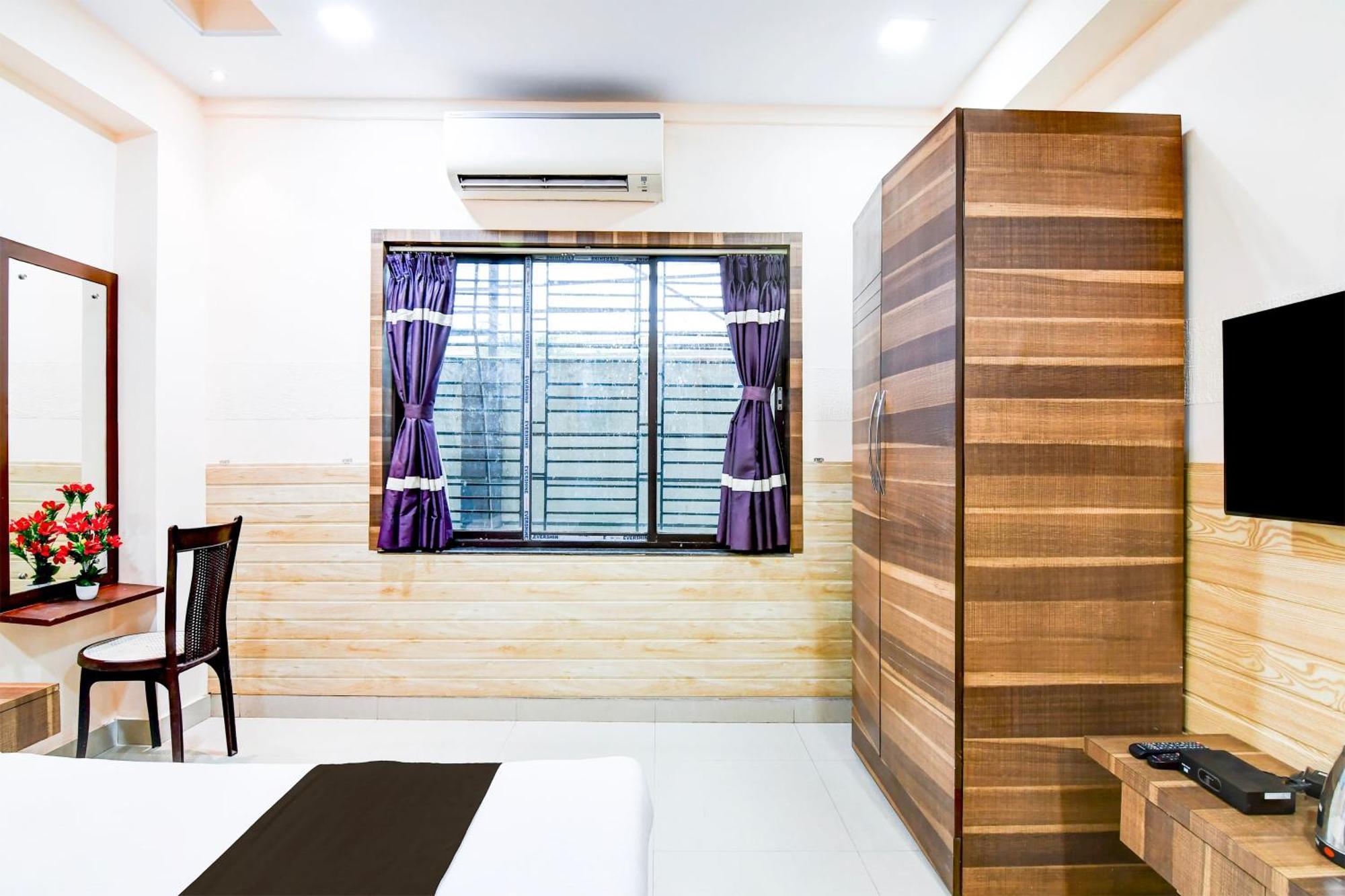 Super Collection O Behala Hotel Bhasa Ngoại thất bức ảnh