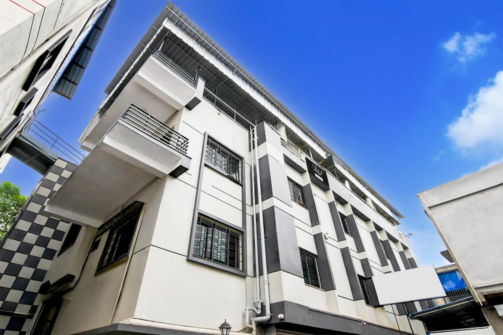 Super Collection O Behala Hotel Bhasa Ngoại thất bức ảnh